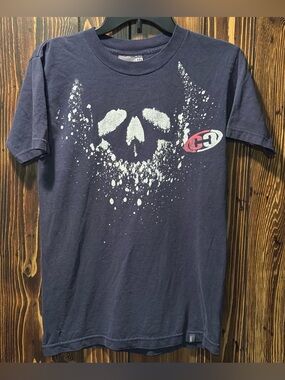 Counter Culture T-Shirt with C3 split-oval logo - Size Small 1990s Skate & Surf